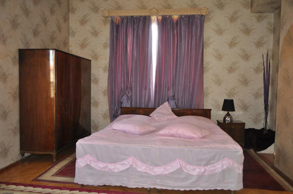 Guest House Cico Telavi Ngoại thất bức ảnh