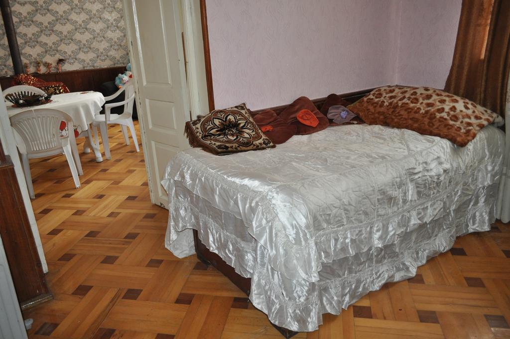 Guest House Cico Telavi Ngoại thất bức ảnh