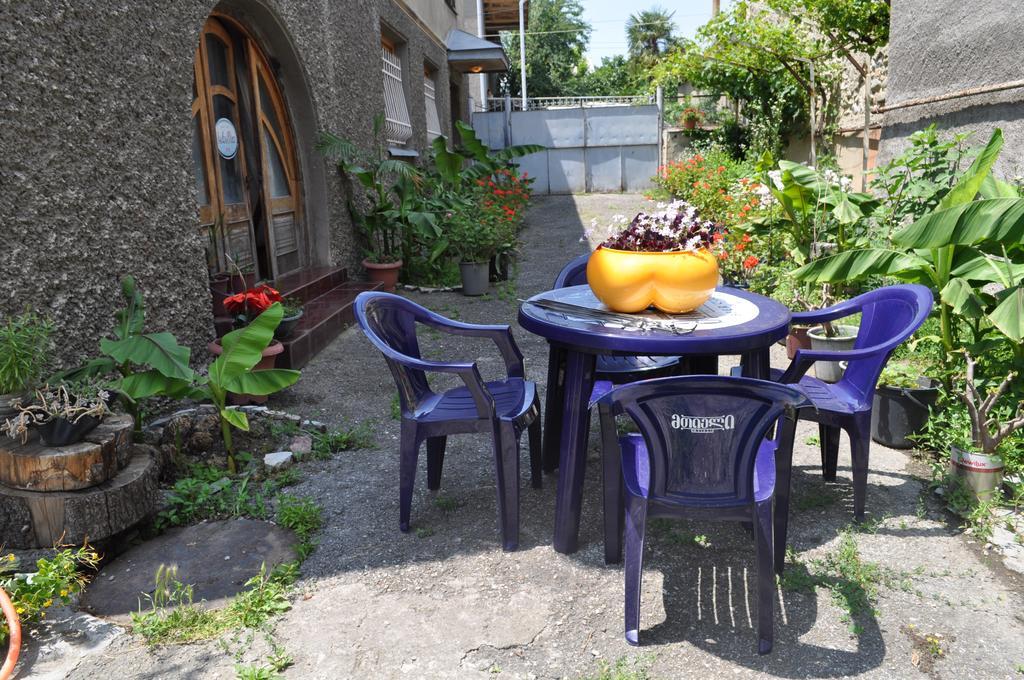 Guest House Cico Telavi Ngoại thất bức ảnh